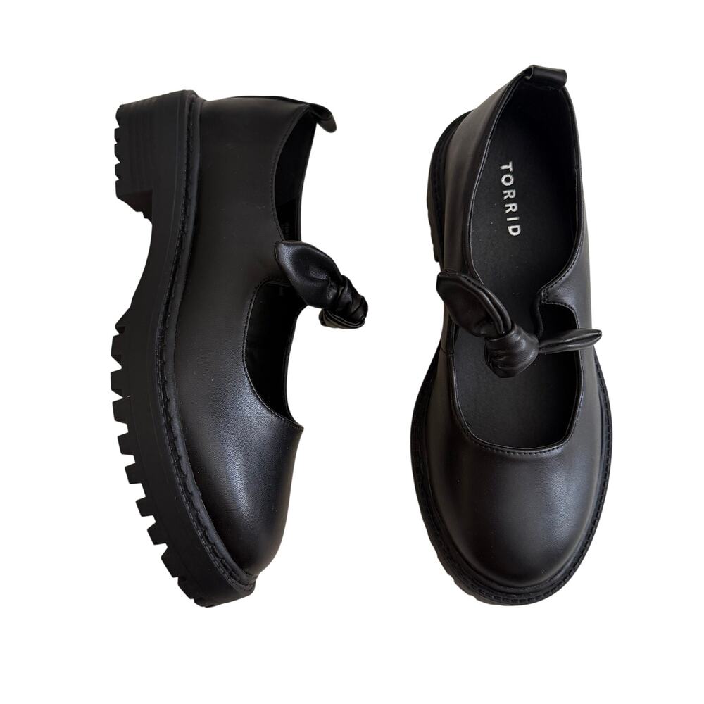 NWOT Torrid Black Bow Lug Sole Mary Jane Loafers Sz 8 WW Wide Width Grunge